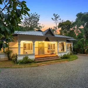 Villa Stayvista At Catherine With Heater & Board Game, Munnar