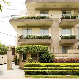 Perch Service Apartment- Sector 40 Bed & Breakfast Gurgaon